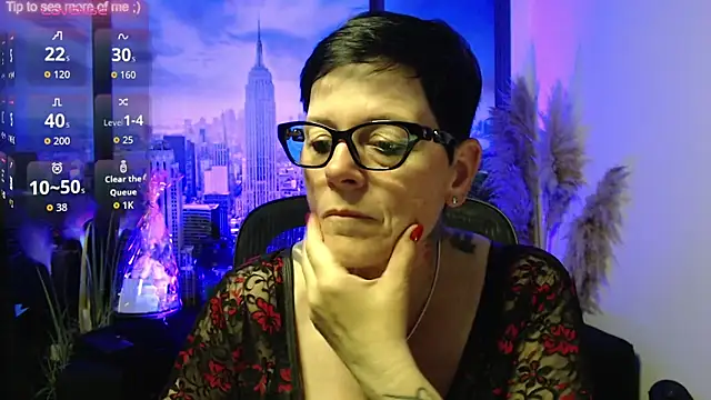 Snapshot of ninarandmann chatting on June 1, 4:39 pm ninarandmann online show from June 1, 4:39 pm