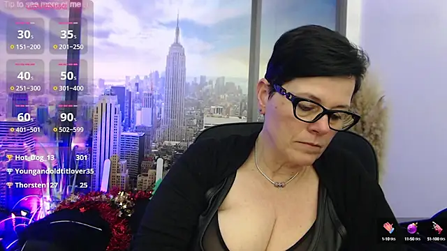 Snapshot of ninarandmann chatting on March 14, 9:43 pm ninarandmann online show from March 14, 9:43 pm