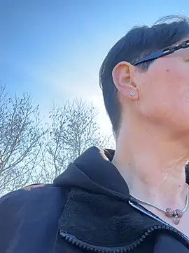 ninarandmann online show from March 3, 12:01 pm