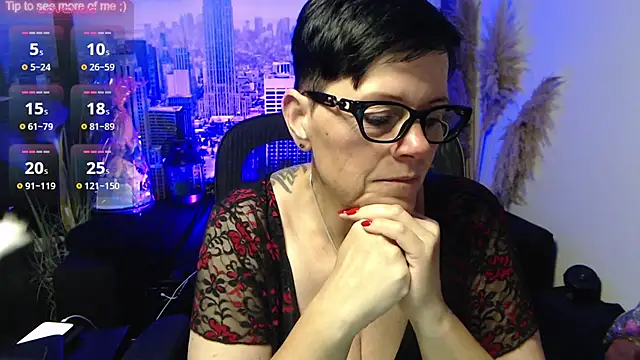 Snapshot of ninarandmann chatting on July 7, 2:31 pm ninarandmann online show from July 7, 2:31 pm