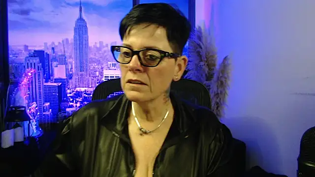 Snapshot of ninarandmann chatting on January 15, 5:16 pm ninarandmann online show from January 15, 5:16 pm