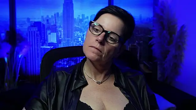 Snapshot of ninarandmann chatting on November 24, 6:08 pm ninarandmann online show from November 24, 6:08 pm