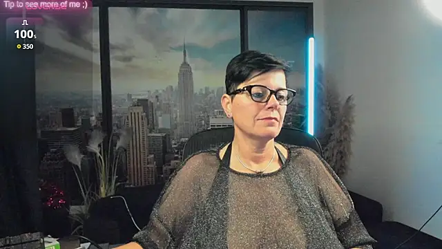 Snapshot of ninarandmann chatting on September 25, 4:35 pm ninarandmann online show from September 25, 4:35 pm