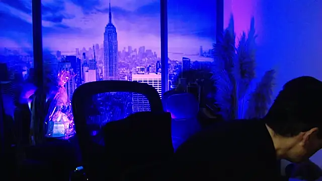 ninarandmann online show from April 9, 2:45 pm