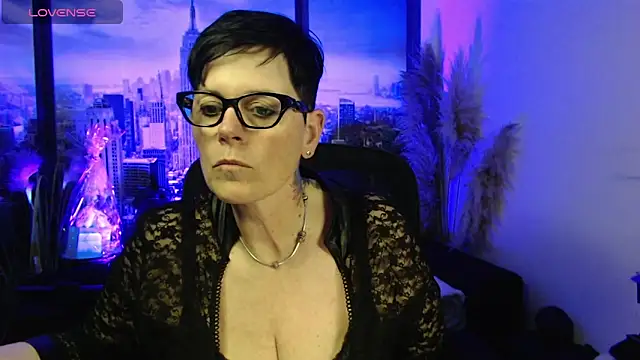 Snapshot of ninarandmann chatting on April 23, 3:57 pm ninarandmann online show from April 23, 3:57 pm