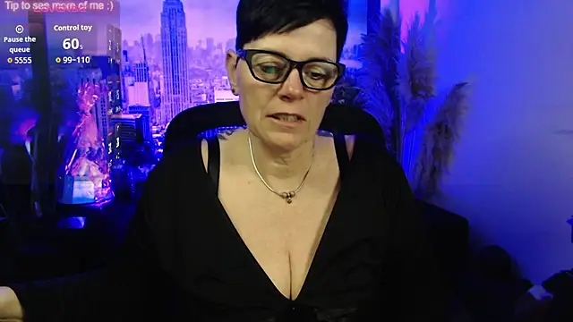 Snapshot of ninarandmann chatting on April 19, 3:13 pm ninarandmann online show from April 19, 3:13 pm