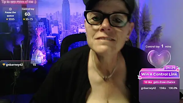 Snapshot of ninarandmann chatting on May 30, 4:34 pm ninarandmann online show from May 30, 4:34 pm