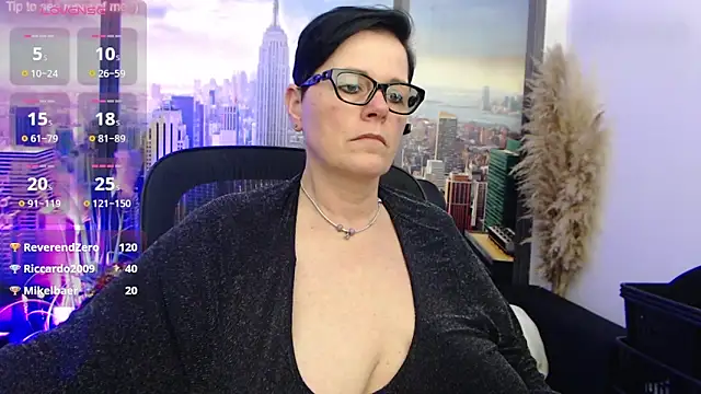 Snapshot of ninarandmann chatting on March 11, 9:15 pm ninarandmann online show from March 11, 9:15 pm