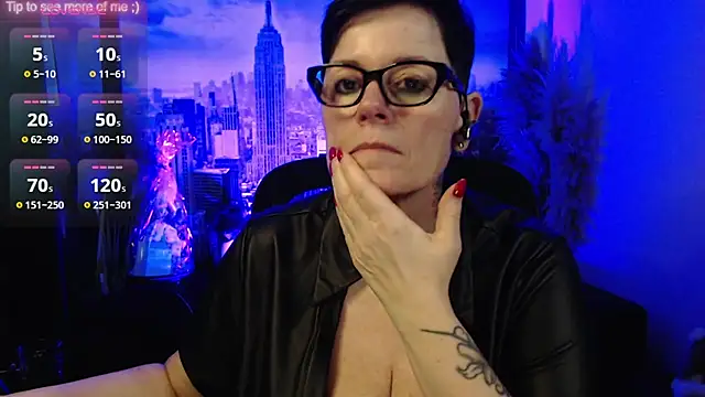 Snapshot of ninarandmann chatting on February 17, 4:15 pm ninarandmann online show from February 17, 4:15 pm