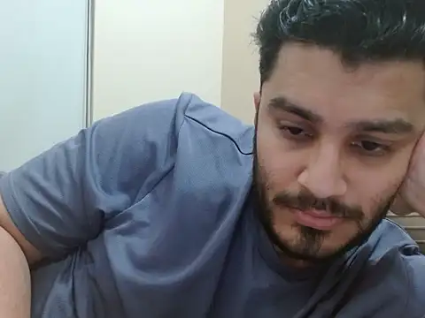 robintoit online show from October 29, 3:33 pm