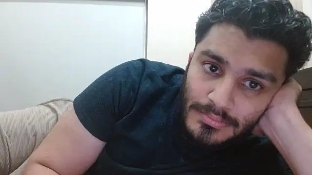 robintoit online show from November 12, 5:28 pm