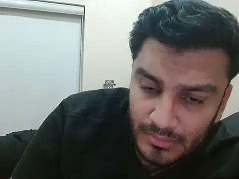 Snapshot of robintoit chatting on June 6, 4:56 pm robintoit online show from June 6, 4:56 pm