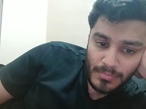 Snapshot of robintoit chatting on June 18, 5:29 pm robintoit online show from June 18, 5:29 pm