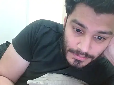 robintoit online show from November 18, 2:59 am