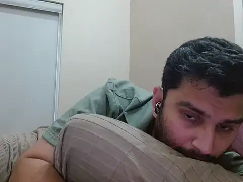 robintoit online show from February 14, 8:47 am