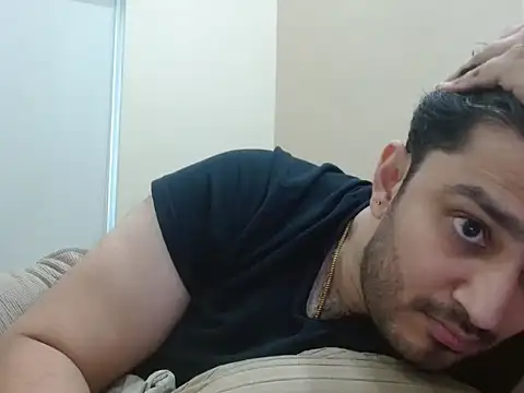 robintoit online show from November 21, 4:44 am