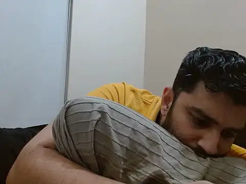 robintoit online show from October 28, 6:07 pm