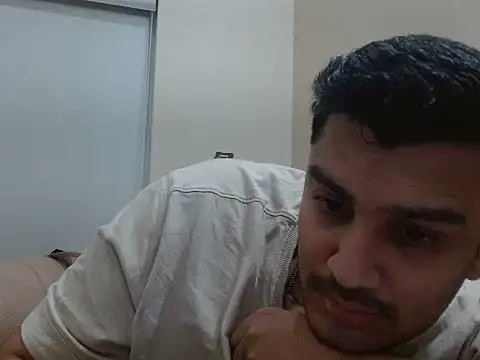 robintoit online show from April 17, 1:19 am