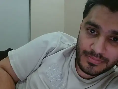 Snapshot of robintoit chatting on June 30, 6:19 pm robintoit online show from June 30, 6:19 pm