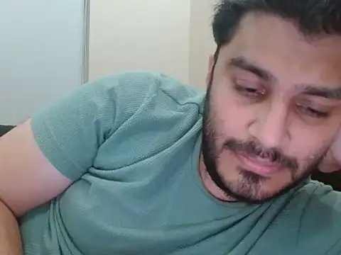 Snapshot of robintoit chatting on July 12, 2:07 pm robintoit online show from July 12, 2:07 pm