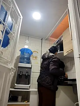 Natasha milf   online show from November 28, 1:00 pm