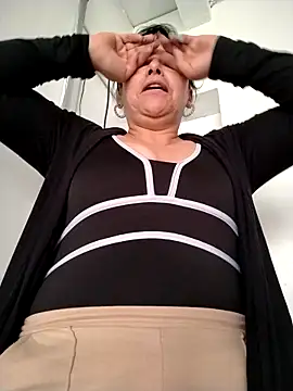 Natasha milf   online show from February 21, 12:18 pm