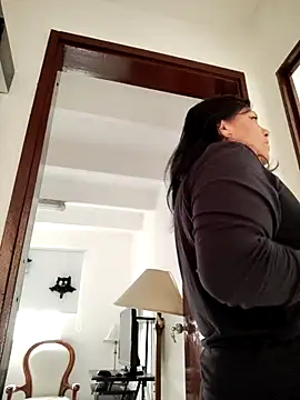 Natasha milf   online show from October 28, 2:05 pm