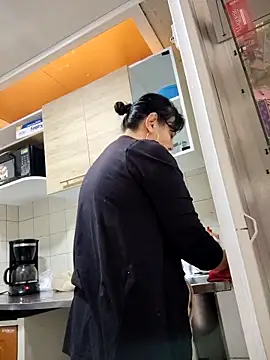 Natasha milf   online show from November 1, 12:32 pm