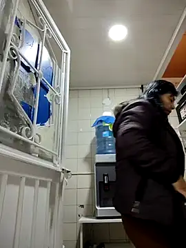 Natasha milf   online show from February 3, 12:32 pm