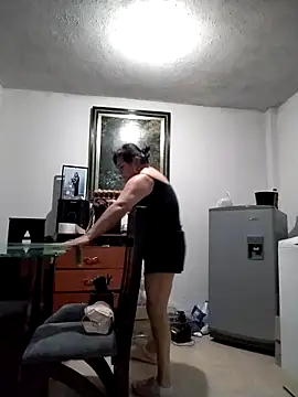 Natasha milf   online show from February 28, 3:06 am