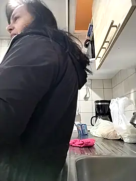 Natasha milf   online show from April 10, 12:45 pm