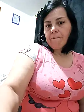 Snapshot of Natasha_milf__ chatting on March 19, 1:32 am Natasha milf online show from March 19, 1:32 am