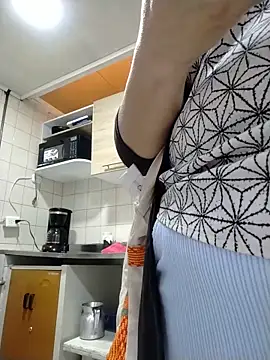 Natasha milf   online show from May 14, 12:46 pm
