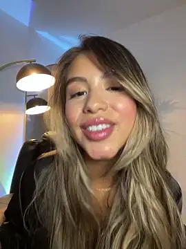  laura 02 online show from March 1, 1:00 am