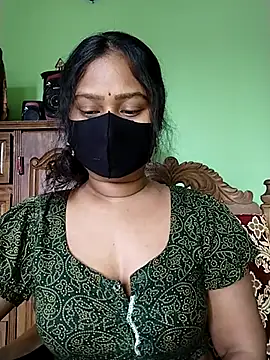 Snapshot of Idhika_Paul chatting on March 23, 7:42 am Idhika Paul online show from March 23, 7:42 am