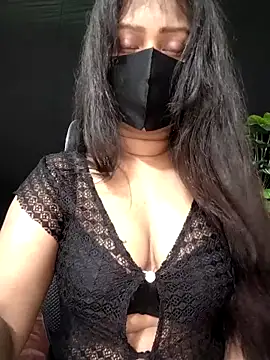 Snapshot of Idhika_Paul chatting on September 30, 5:46 am Idhika Paul online show from September 30, 5:46 am