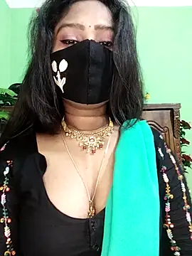 Idhika Paul online show from February 16, 7:45 pm