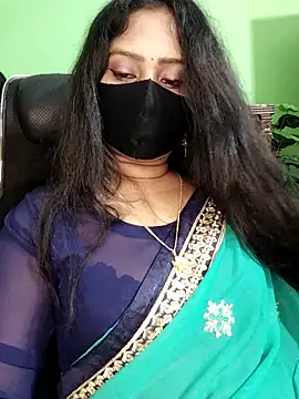 Idhika Paul online show from March 14, 6:25 pm