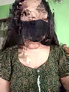 Idhika Paul online show from April 5, 3:13 am