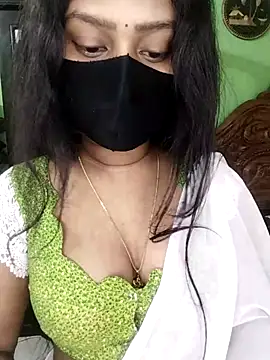 Idhika Paul online show from April 12, 10:51 am