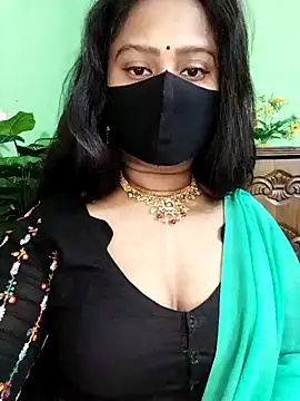 Idhika Paul online show from February 6, 12:45 pm