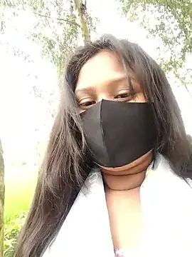 Snapshot of Idhika_Paul chatting on September 15, 3:07 am Idhika Paul online show from September 15, 3:07 am