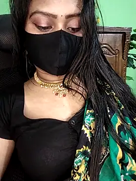 Idhika Paul online show from March 1, 6:30 pm