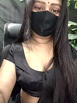 Snapshot of Idhika_Paul chatting on December 2, 5:42 am Idhika Paul online show from December 2, 5:42 am