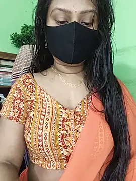 Idhika Paul online show from May 26, 7:50 am