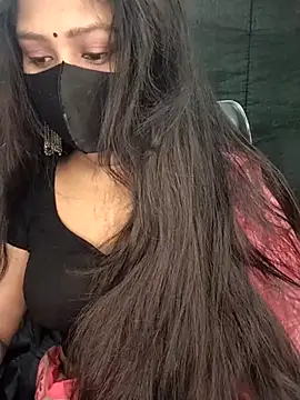 Snapshot of Idhika_Paul chatting on November 10, 6:13 pm Idhika Paul online show from November 10, 6:13 pm