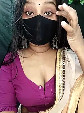 Snapshot of Idhika_Paul chatting on November 18, 5:16 pm Idhika Paul online show from November 18, 5:16 pm