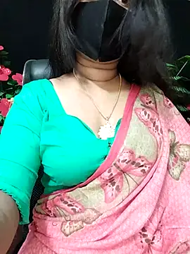 Snapshot of Idhika_Paul chatting on October 9, 12:22 am Idhika Paul online show from October 9, 12:22 am