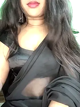 Idhika Paul online show from February 26, 4:40 pm