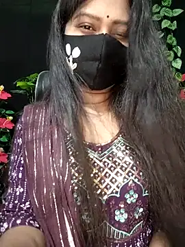 Snapshot of Idhika_Paul chatting on October 22, 1:38 am Idhika Paul online show from October 22, 1:38 am